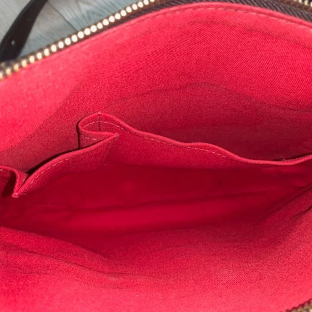 Louis Vuitton Bloomsbury PM Damier Ebene Crossbody‎ Bag 🤎